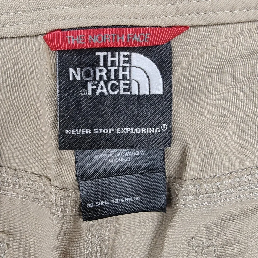 The North Face Shorts‎ Mens 32 Beige Nylon Cargo Outdoor Hiking Travel Pockets